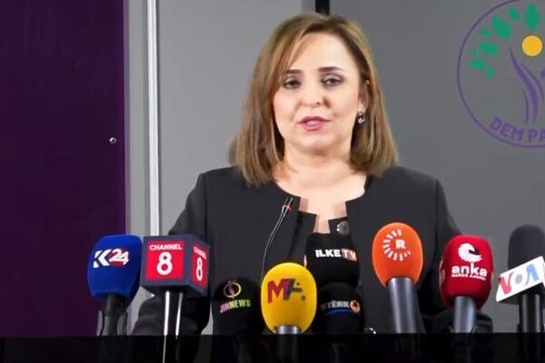 Dem Partisi'nden dikkat çeken “Bir Silah Bırak”! Gelecek hafta altını çizdiler: “Yeni aşamaya geçmek üzereyiz”