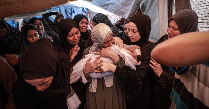 Soykırım İsrail dün sabahtan beri 85 Filistinliyi öldürdü