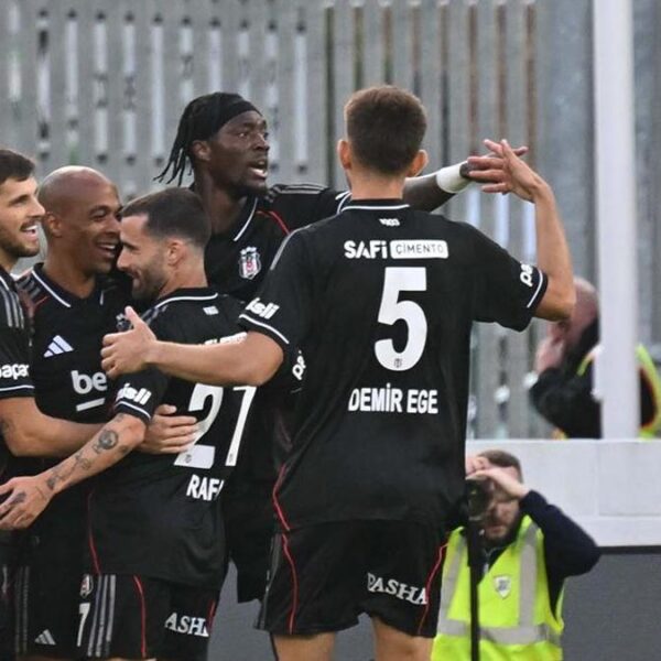 Maçın Özeti San Patrizio'nun 1-4 Besiktas | Kartal İrlanda'daki tur kapısını açtı.