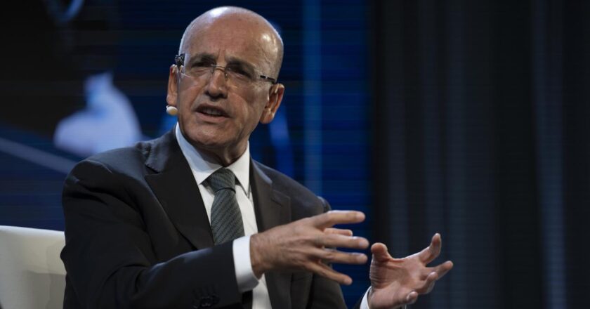 “Türkiye ekonomisine olan ilginin arttığını görmekten memnuniyet duyuyoruz.”